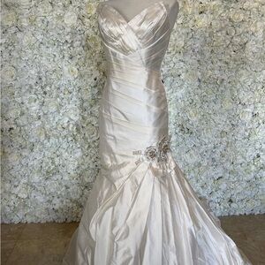 Elegant White Wedding Gown